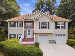 7815 Mosswood Lane, Gainesville, GA 30506