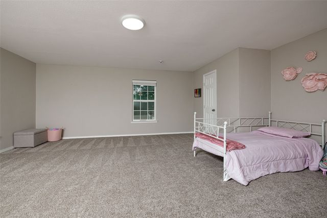 117 Kathryn Drive, Sanger, TX 76266