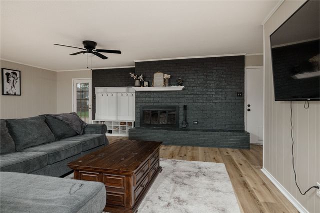 117 Kathryn Drive, Sanger, TX 76266