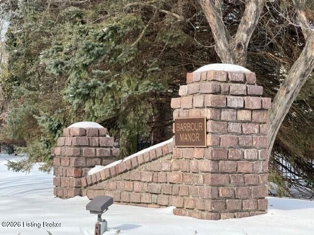 3902 Benje Way, Louisville, KY 40241