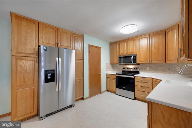 316 DOGWOOD RD, Millersville, MD 21108