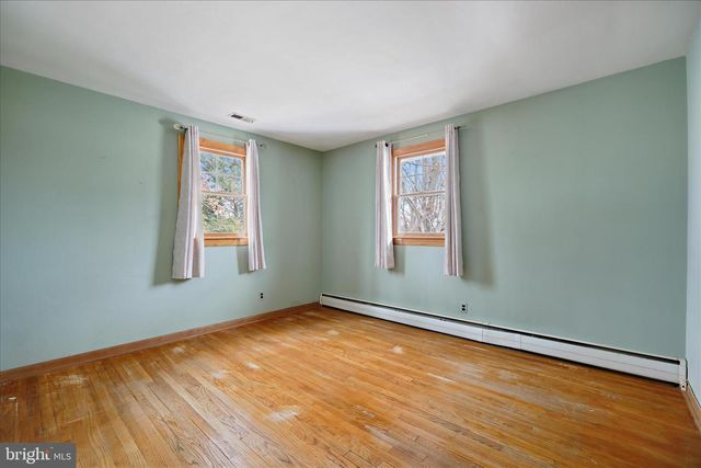 316 DOGWOOD RD, Millersville, MD 21108