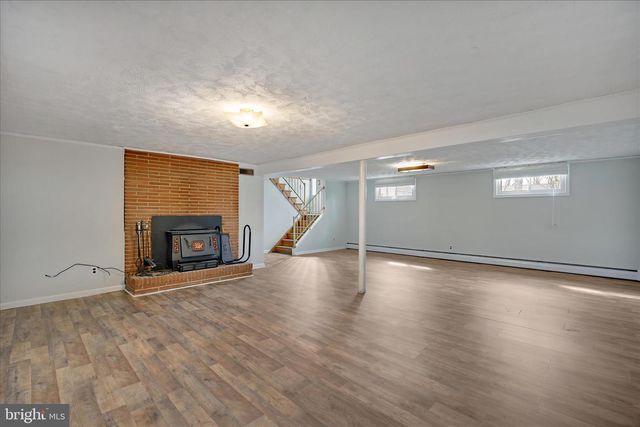 316 DOGWOOD RD, Millersville, MD 21108