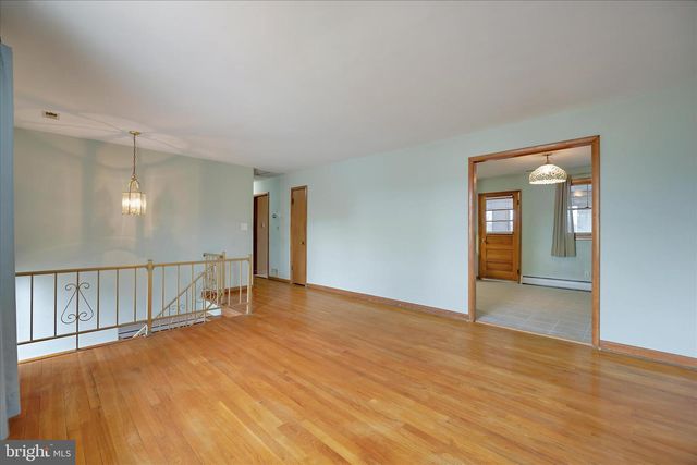 316 DOGWOOD RD, Millersville, MD 21108