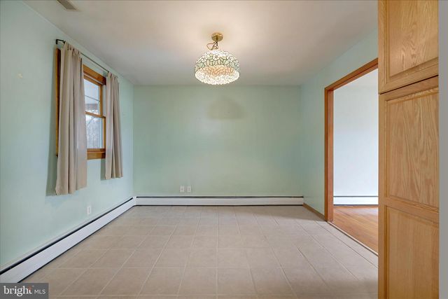 316 DOGWOOD RD, Millersville, MD 21108