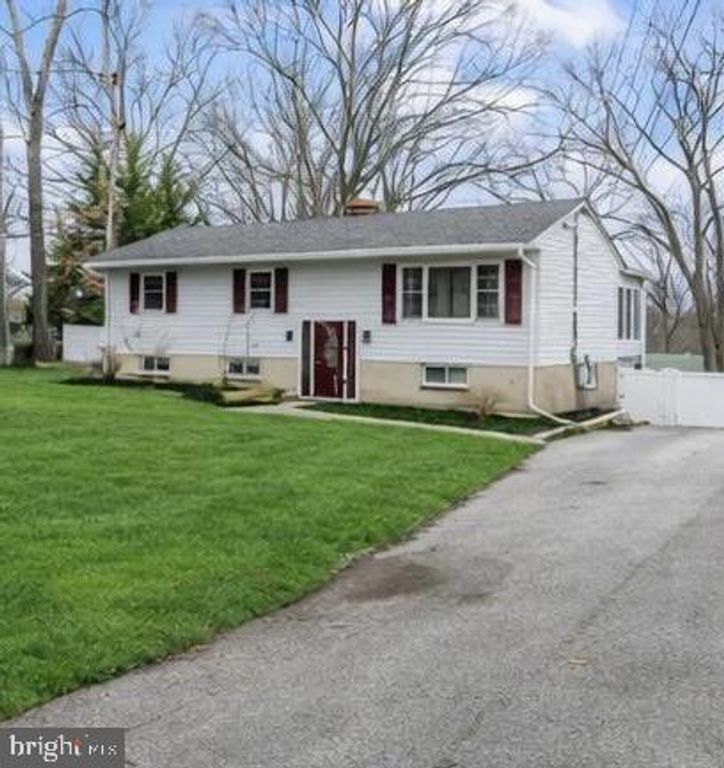 316 DOGWOOD RD, Millersville, MD 21108