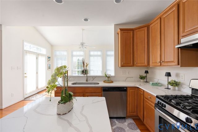 10901 Stonewell Cir, Glen Allen, VA 23060