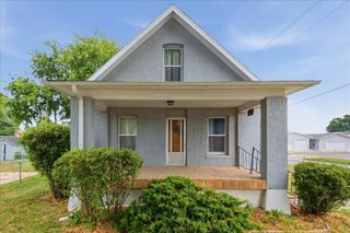 1700 AVENUE D, Council Bluffs, IA 51501