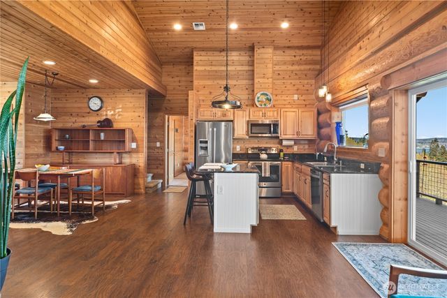 1363 Thorndyke Road, Port Ludlow, WA 98365