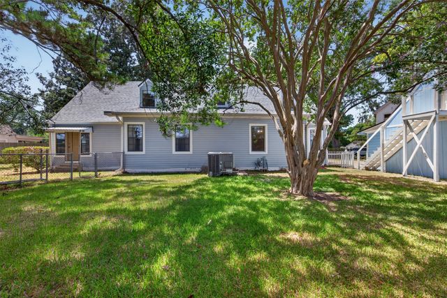 551 Broadmoor Boulevard, Shreveport, LA 71105