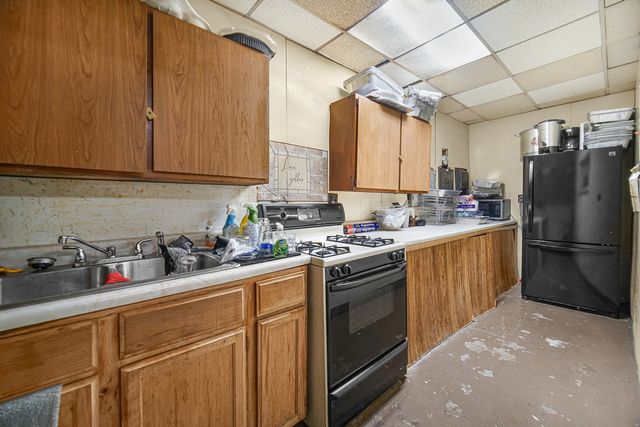 4727 S Wabash Avenue, Chicago, IL 60615