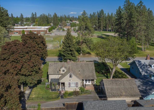 3627 N AUDUBON St, Spokane, WA 99205