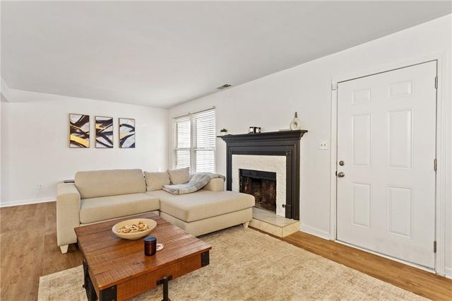874 Baltimore Place SW, Marietta, GA 30064