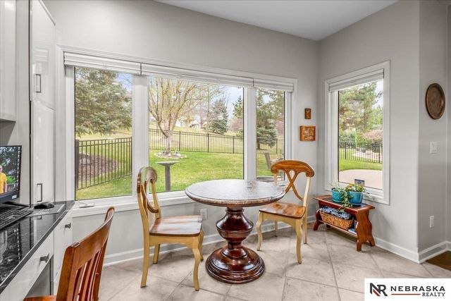 1509 S 190th Plaza, Omaha, NE 68130