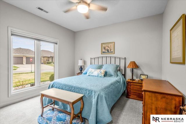 1509 S 190th Plaza, Omaha, NE 68130