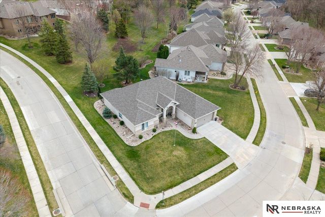 1509 S 190th Plaza, Omaha, NE 68130