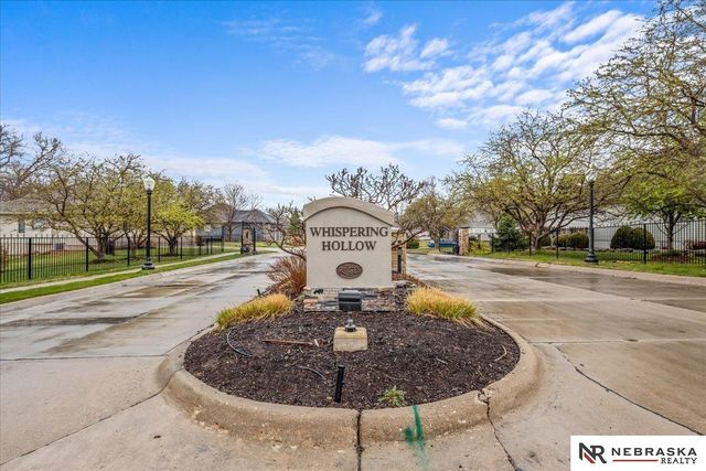 1509 S 190th Plaza, Omaha, NE 68130