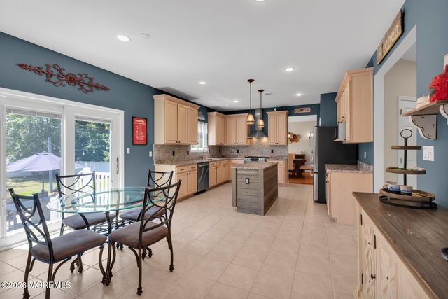 2 Mapleton Road, Old Bridge, NJ 08857