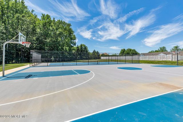 2 Mapleton Road, Old Bridge, NJ 08857