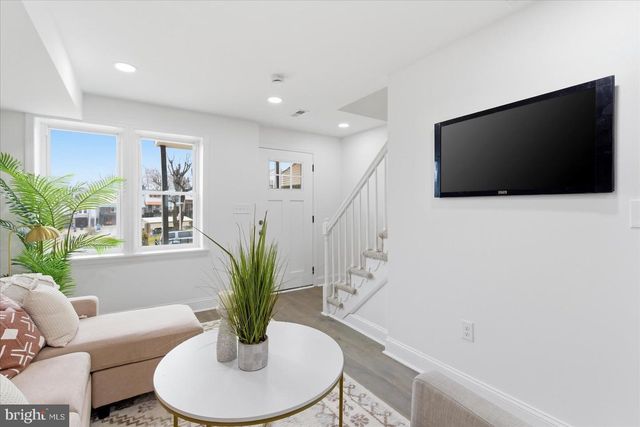 21 CULVER ST, Baltimore, MD 21229