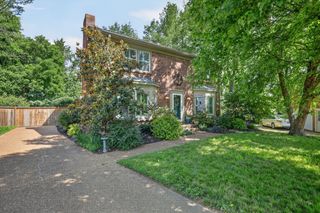 301 W Chownings Ct, Franklin, TN 37064