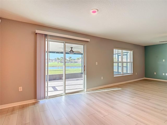 8075 BROAD POINTE DRIVE, Zephyrhills, FL 33540