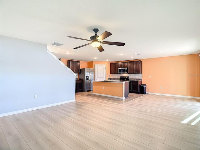 8075 BROAD POINTE DRIVE, Zephyrhills, FL 33540