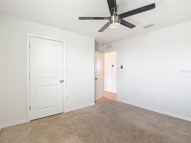 8075 BROAD POINTE DRIVE, Zephyrhills, FL 33540