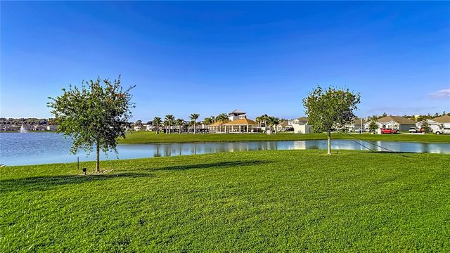 8075 BROAD POINTE DRIVE, Zephyrhills, FL 33540