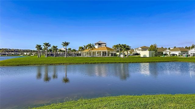 8075 BROAD POINTE DRIVE, Zephyrhills, FL 33540