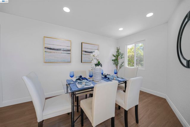 1069 Central Blvd, Hayward, CA 94542