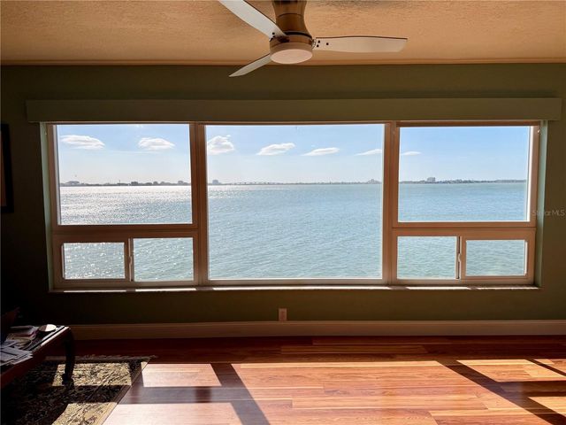 6020 SHORE BOULEVARD S 207, Gulfport, FL 33707