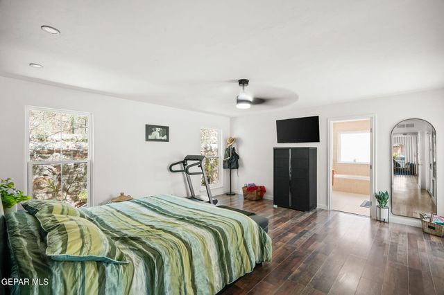 856 HEMPSTEAD Drive, El Paso, TX 79912