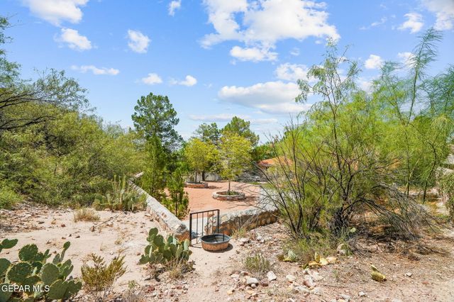856 HEMPSTEAD Drive, El Paso, TX 79912