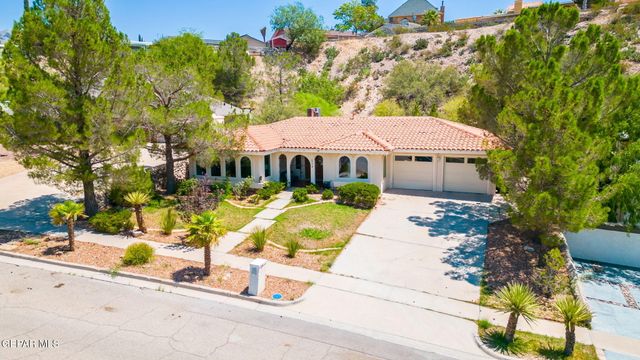 856 HEMPSTEAD Drive, El Paso, TX 79912