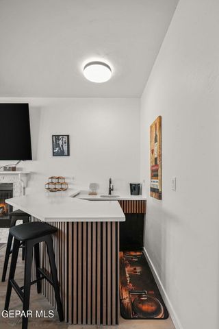 856 HEMPSTEAD Drive, El Paso, TX 79912