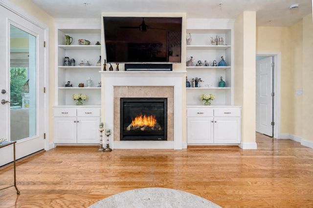 26 Grey Hawk Drive, Mashpee, MA 02649