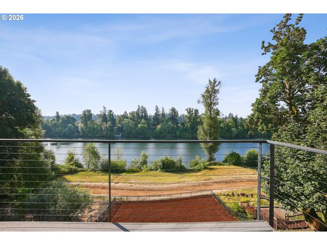 32108 Sw WILLAMETTE Way, Wilsonville, OR 97070