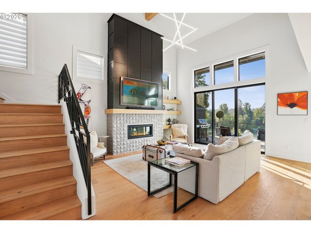 32108 Sw WILLAMETTE Way, Wilsonville, OR 97070