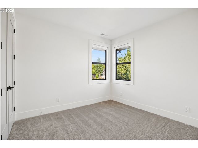 32108 Sw WILLAMETTE Way, Wilsonville, OR 97070