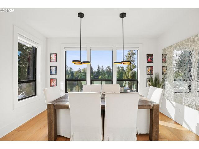 32108 Sw WILLAMETTE Way, Wilsonville, OR 97070