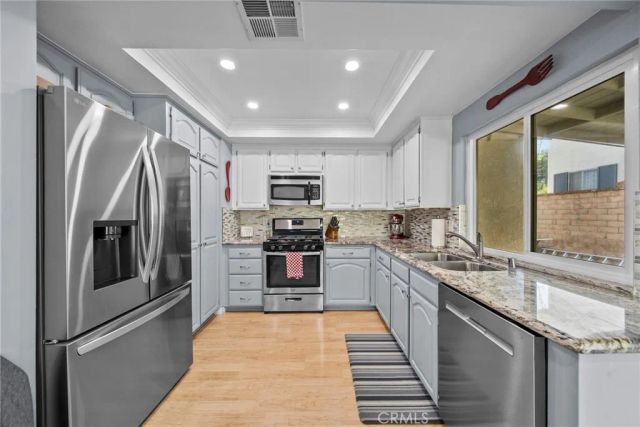 16503 Fairglade, Canyon Country, CA 91387