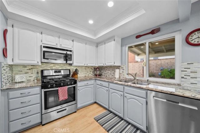 16503 Fairglade, Canyon Country, CA 91387