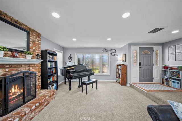 16503 Fairglade, Canyon Country, CA 91387