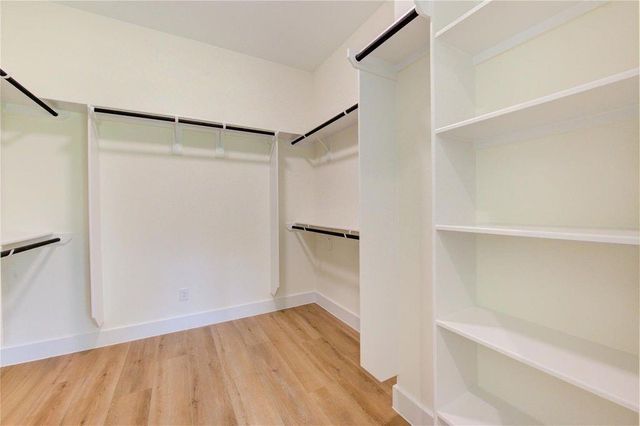 6121 Pacific Forest Drive, Houston, TX 77091