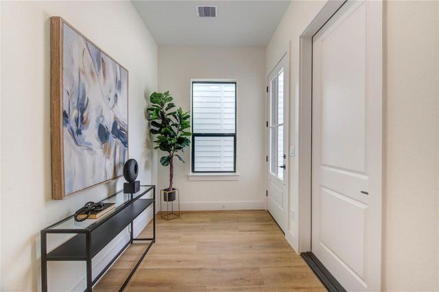 6121 Pacific Forest Drive, Houston, TX 77091