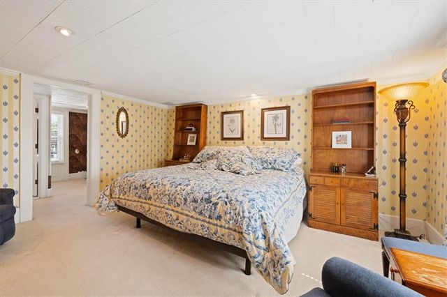 12910 Grandview Road, Grandview, MO 64030