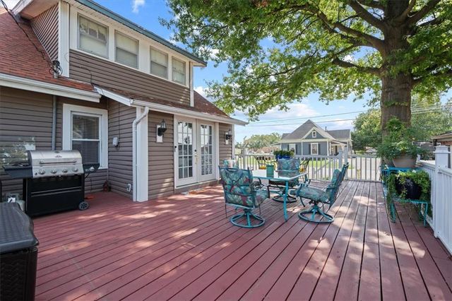 12910 Grandview Road, Grandview, MO 64030