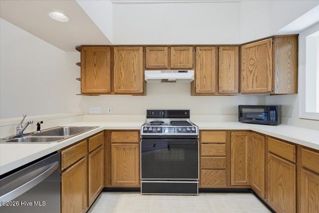 56 N Knoll Road 56, Southern Pines, NC 28387