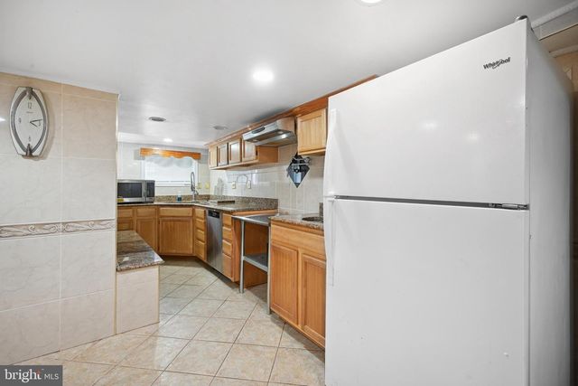 4221 16TH ST NW, Washington, DC 20011